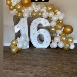 Meet your Posher, Sparkle